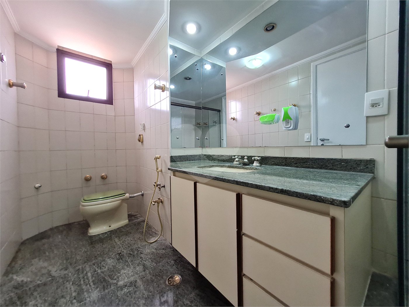Cobertura à venda com 3 quartos, sendo 1 suíte, em Jardim Embaixador, Sorocaba, SP
