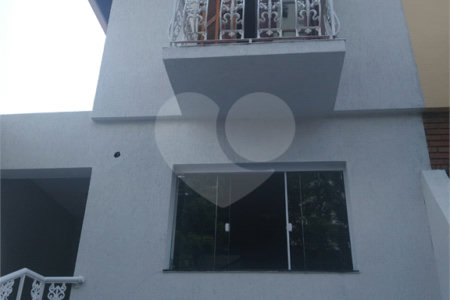 Sobrado à venda com 3 quartos, sendo 1 suíte, em Vila Gustavo, São Paulo, SP