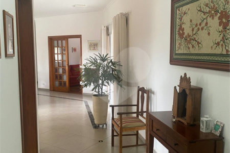 Casa à venda com 5 quartos, sendo 3 suítes, no condomínio Zuleika Jabour, Salto - SP