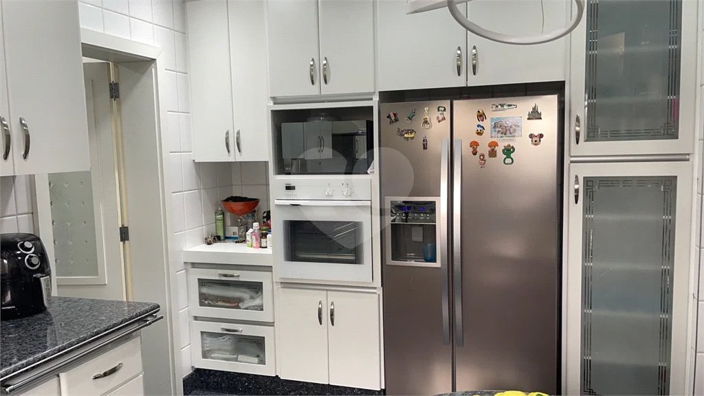Apartamento com terraço 385m² 03 dormitórios sendo 2 suítes 5 vagas..Estuda Permuta.