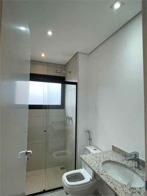 Apartamento para alugar com 2 quartos, sendo 1 suíte, em Jardim Guarujá, Sorocaba, SP