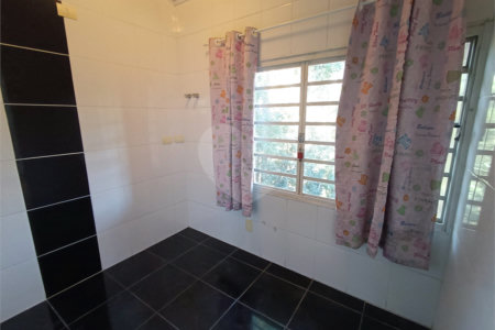 Chácara à venda com 4 quartos, sendo 1 suíte, em Vila Vilma (mailasqui), São Roque, SP