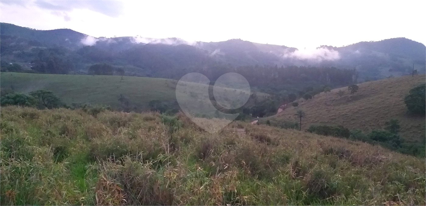Sítio à venda no Centro, Monte Sião, MG