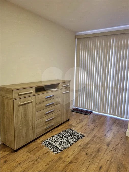 Apartamento tipo kit net á venda centro de Indaiatuba, sem vaga de garagem.