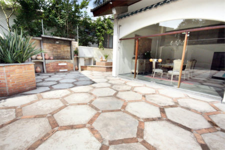 Sobrado à venda ou para alugar com 5 quartos, sendo 2 suítes, em Alto da Boa Vista, São Paulo, SP