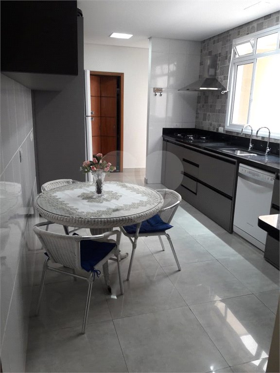 Casa à venda com 3 quartos, sendo 2 suítes, em Sé, São Paulo, SP