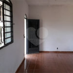 Casa à venda com 2 quartos em Mato Dentro, Mairiporã, SP