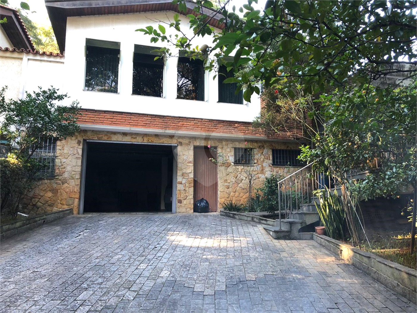 Casa Térrea Assobradada Barro branco 4 dorms 7 vagas