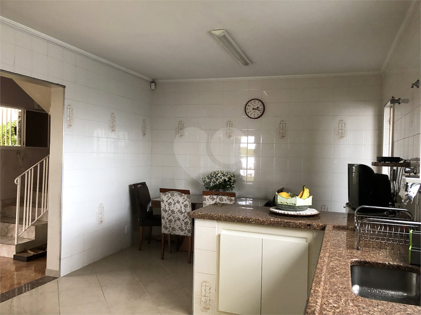 Sobrado à venda com 3 quartos, sendo 1 suíte, em Vila Gustavo, São Paulo, SP