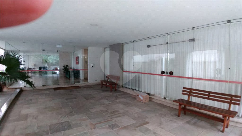 Apartamento à venda com 3 quartos, sendo 1 suíte, em Pinheiros, São Paulo, SP