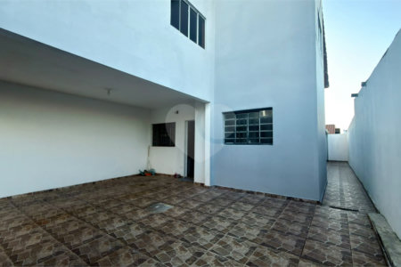 Sobrado à venda com 4 quartos, sendo 1 suíte, em Jardim Wanel Ville V, Sorocaba, SP
