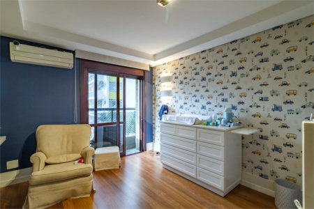 Apartamento à venda com 4 quartos, sendo 3 suítes, em Santa Cecília, São Paulo, SP