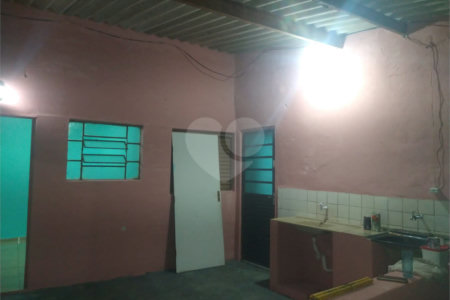 Casa à venda com 2 quartos em Jardim Devito, Votorantim, SP