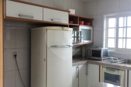 Sobrado à venda com 4 quartos, sendo 1 suíte, em Jardim Virginia Bianca, São Paulo, SP