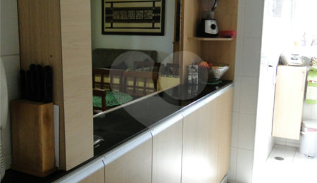 Apartamento à venda com 3 quartos, sendo 1 suíte,  em Vila Vermelha, São Paulo, SP