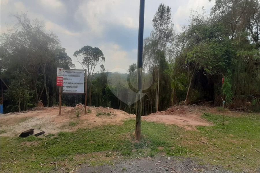 Terreno à venda no condomínio Alpes da Cantareira, Mairiporã - SP