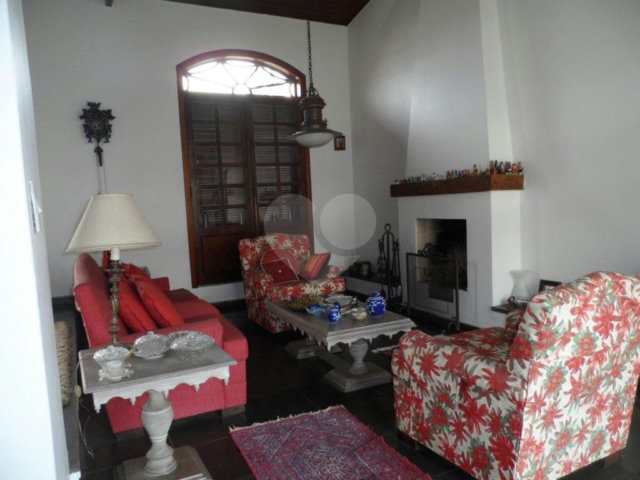 Casa Térrea à venda com 3 suítes em Jardim Franca, São Paulo, SP