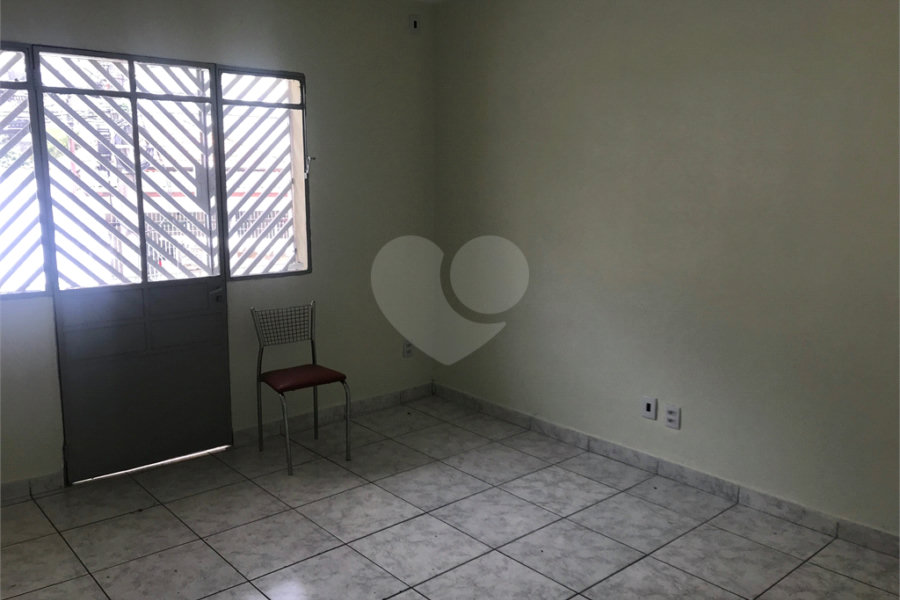 Sobrado à venda com 2 quartos em Vila Dom Pedro Ii, São Paulo, SP
