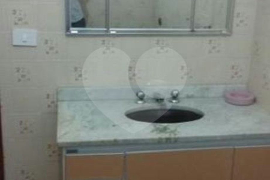 Sobrado à venda com 4 quartos, sendo 1 suíte, em Santana, São Paulo, SP