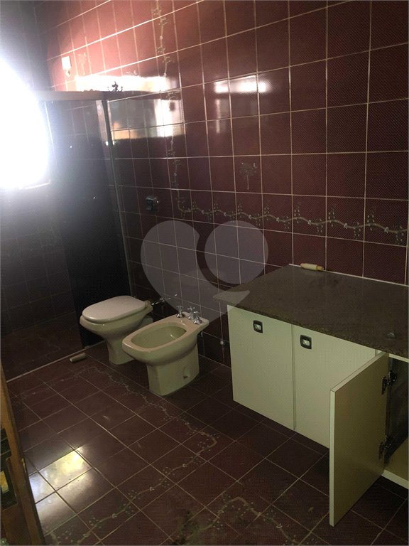 Sobrado à venda ou para alugar com 5 quartos, sendo 3 suítes, em Vila Independência, Sorocaba, SP