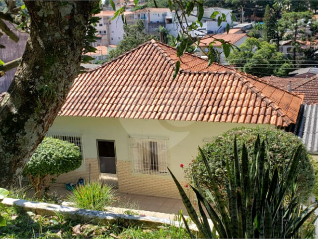 Casa Térrea à venda com 3 quartos em Horto, São Paulo, SP
