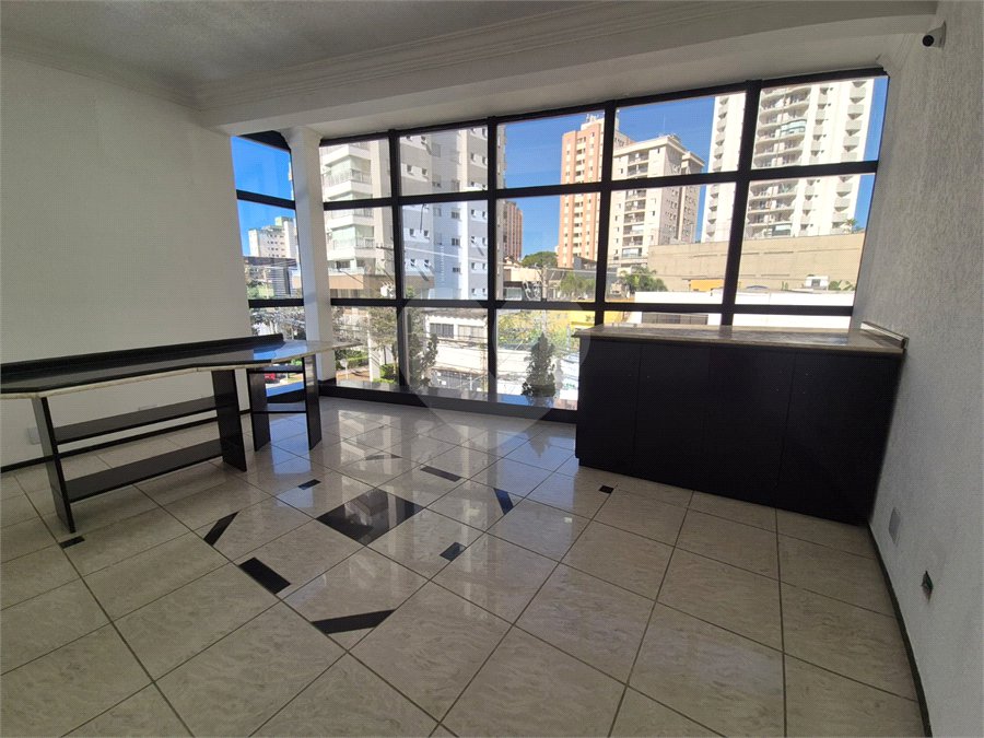 Sobrado à venda ou para alugar com 1 quarto em Saúde, São Paulo, SP