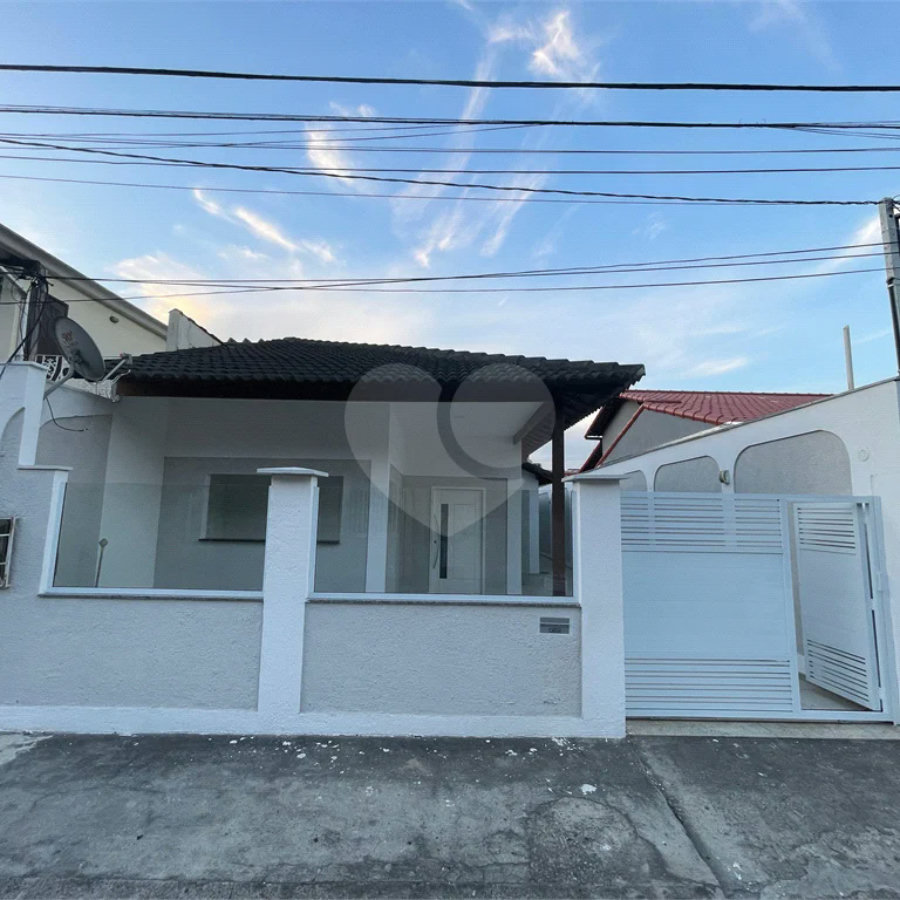 Casa à venda com 3 quartos, sendo 1 suíte, em Campo Grande, Rio de Janeiro, RJ