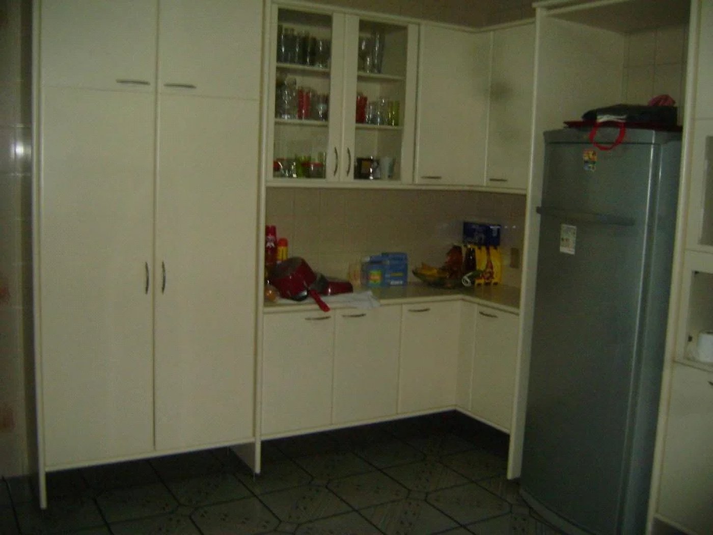 Casa à venda com 3 quartos, sendo 1 suíte, em Jardim Colombo, São Paulo, SP