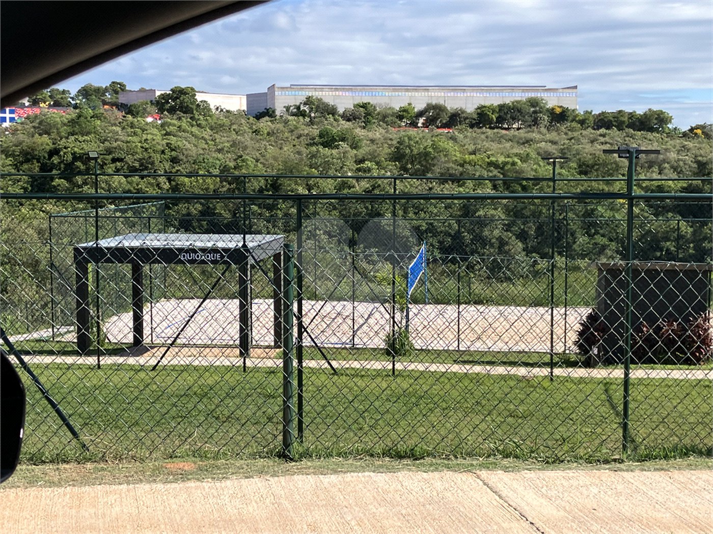 Casa à venda com 3 quartos, sendo 1 suíte,  no condomínio Residencial Vila Amarone, Sorocaba - SP