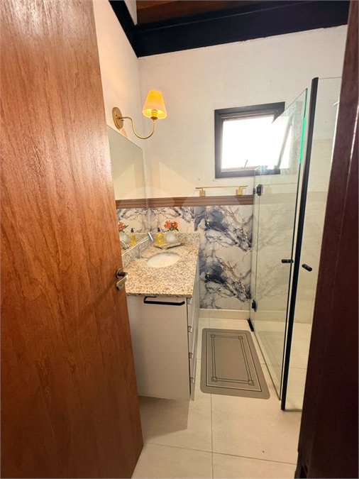 Casa à venda com 4 quartos, sendo 1 suíte,  no condomínio Alpes da Cantareira, Mairiporã - SP