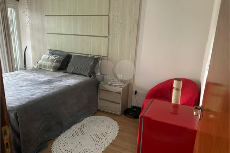 Apartamento à venda com 3 quartos, sendo 1 suíte,  em Vila Pires, Santo André, SP