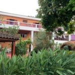Sobrado à venda ou para alugar com 5 quartos, sendo 4 suítes, em Chácara Monte Alegre, São Paulo, SP