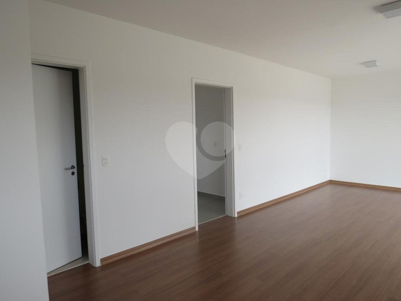 Apartamento à venda com 3 quartos, sendo 1 suíte, em Morumbi, São Paulo, SP