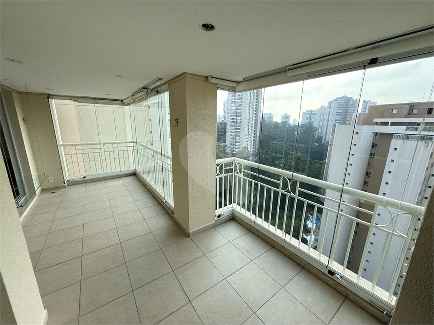 Apartamento à venda com 3 suítes em Vila Andrade, São Paulo, SP