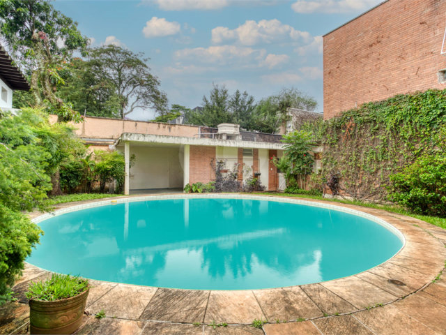 Sobrado à venda com 4 quartos, sendo 2 suítes,  em Granja Julieta, São Paulo, SP