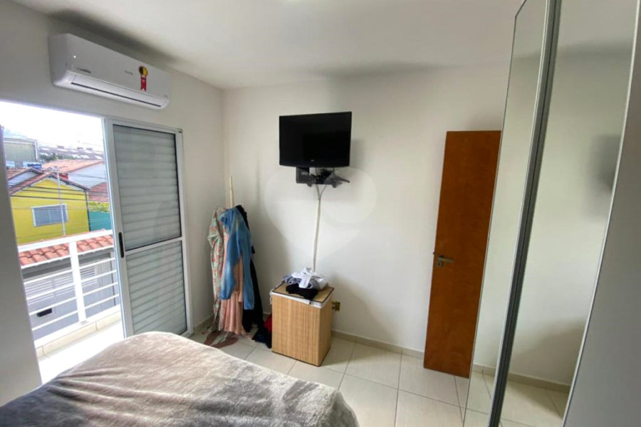 Sobrado à venda com 2 quartos em Tremembé, São Paulo, SP