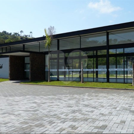 Casa à venda com 5 suítes no condomínio Granville Atibaia, Atibaia - SP