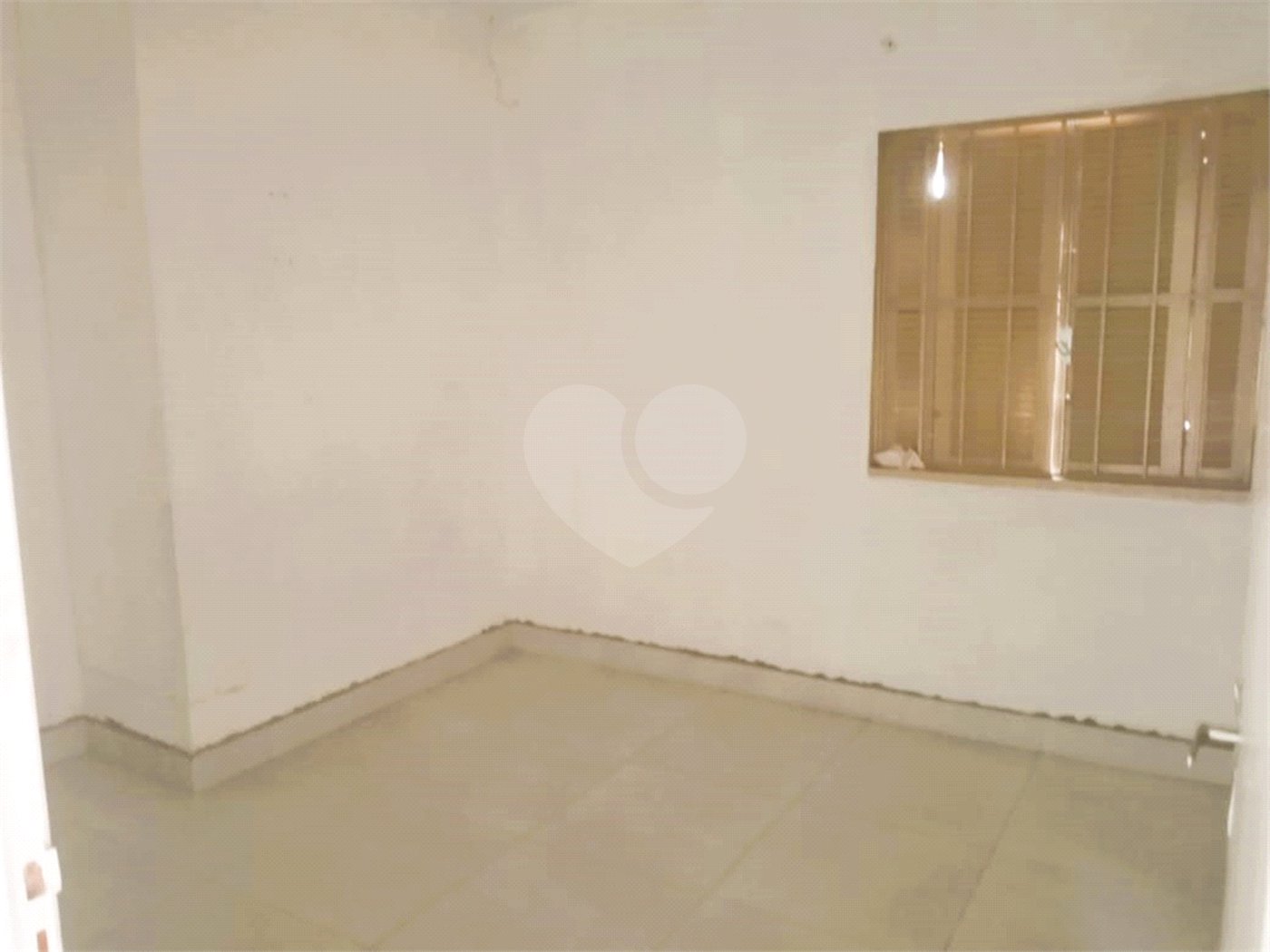 Casa à venda ou para alugar com 7 quartos, sendo 2 suítes, em Jardim Peri Peri, São Paulo, SP