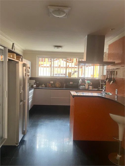 Casa à venda com 3 suítes em Chácara Granja Velha, Cotia, SP