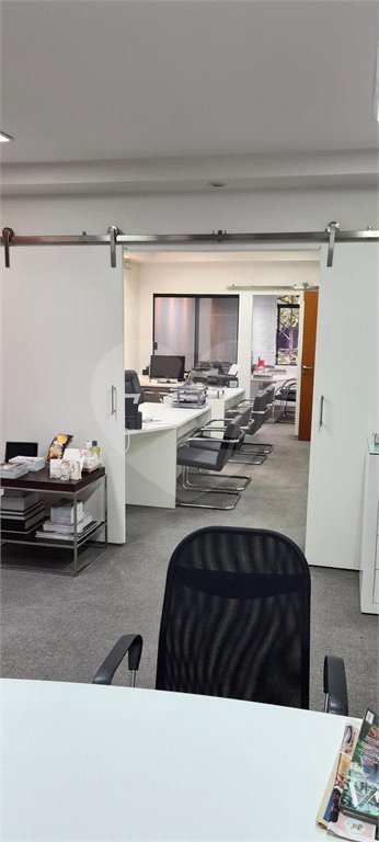Sobrado à venda com 3 quartos, sendo 1 suíte, em Vila Mariana, São Paulo, SP