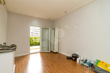Apartamento à venda com 3 quartos, sendo 1 suíte, em Jardim Paulista, São Paulo, SP