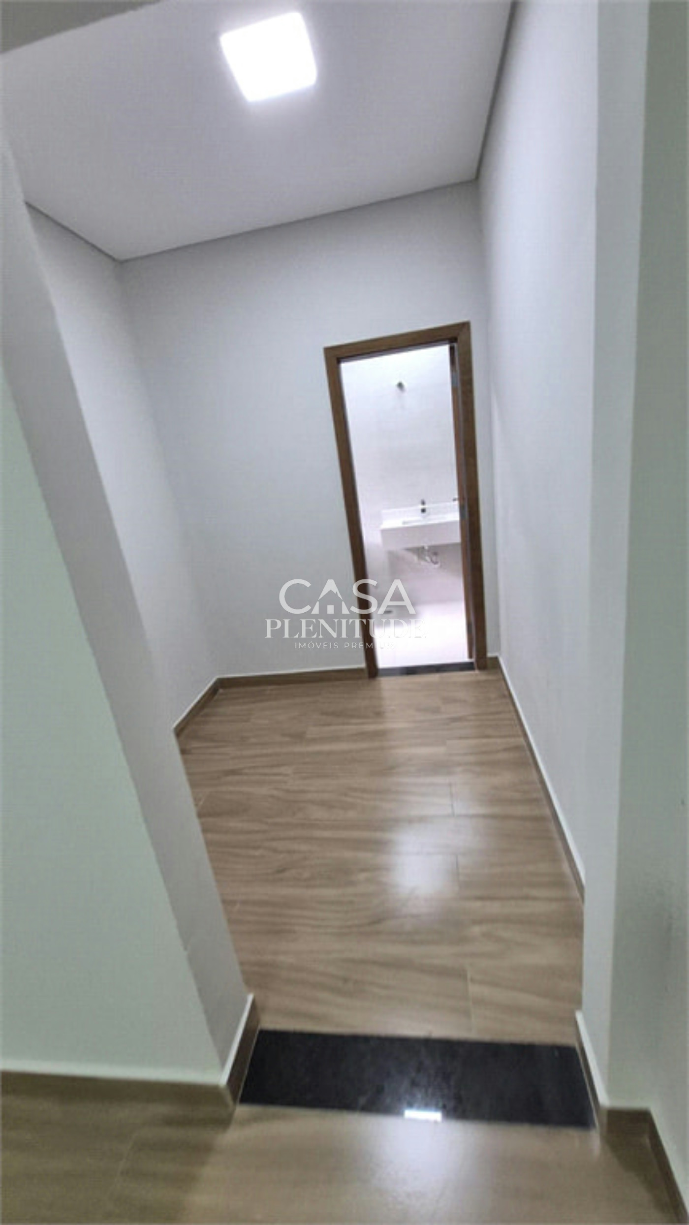Casa em condomínio à venda com 3 quartos, sendo 1 suíte,  em Jardim Villagio Milano, Sorocaba, SP