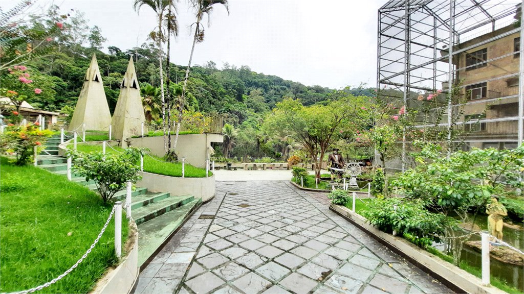 Casa à venda com 11 quartos, sendo 6 suítes, em Taquara, Rio de Janeiro, RJ