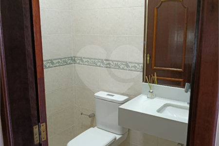 Casa à venda com 3 quartos, sendo 1 suíte, em Chácara Jafet, Mogi das Cruzes, SP