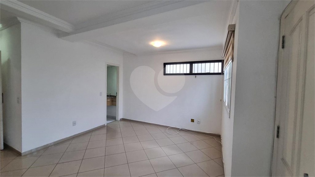 Casa à venda com 3 quartos, sendo 1 suíte,  no condomínio Residencial Villagio, São Paulo - SP