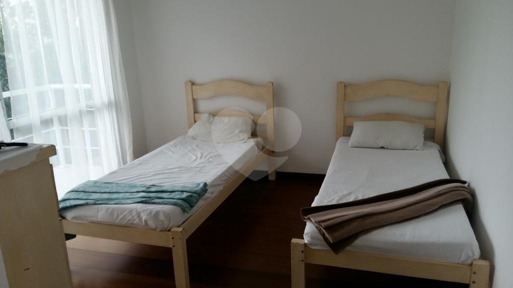 Casa à venda com 5 suítes no condomínio Parque Imperial da Cantareira, Mairiporã - SP