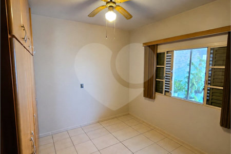 Casa à venda ou para alugar com 5 quartos, sendo 1 suíte, no Centro, Salto, SP