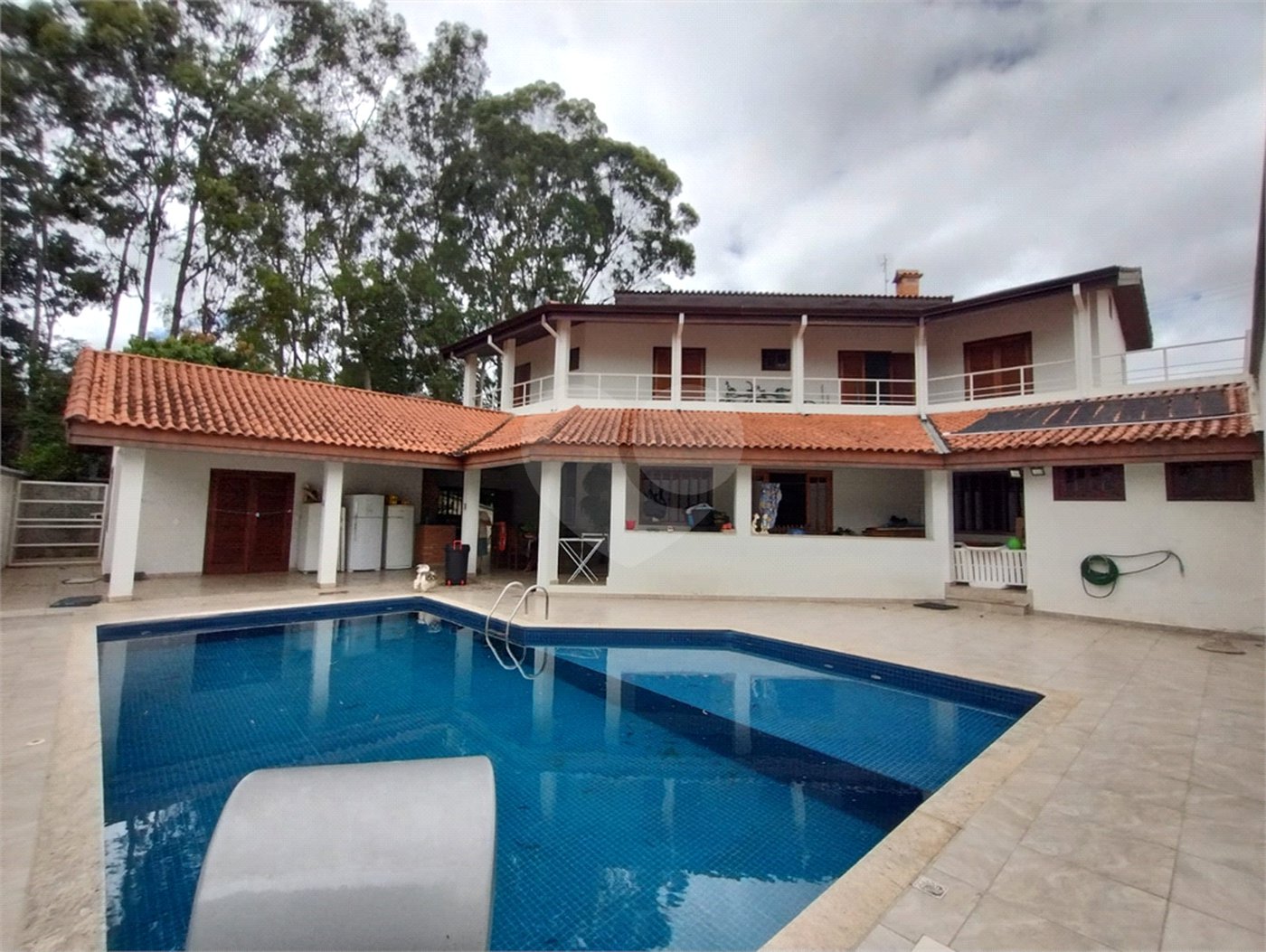 Casa à venda com 6 quartos, sendo 5 suítes, no condomínio Ibiti do Paço, Sorocaba - SP