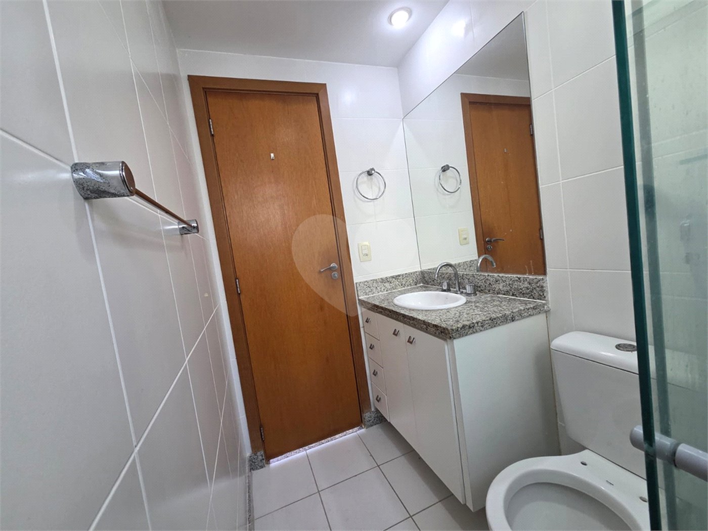 Cobertura à venda ou para alugar com 4 quartos, sendo 1 suíte,  em Tijuca, Rio de Janeiro, RJ