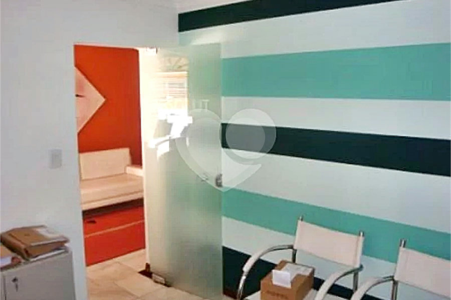 Sobrado à venda com 4 quartos em Santana, São Paulo, SP